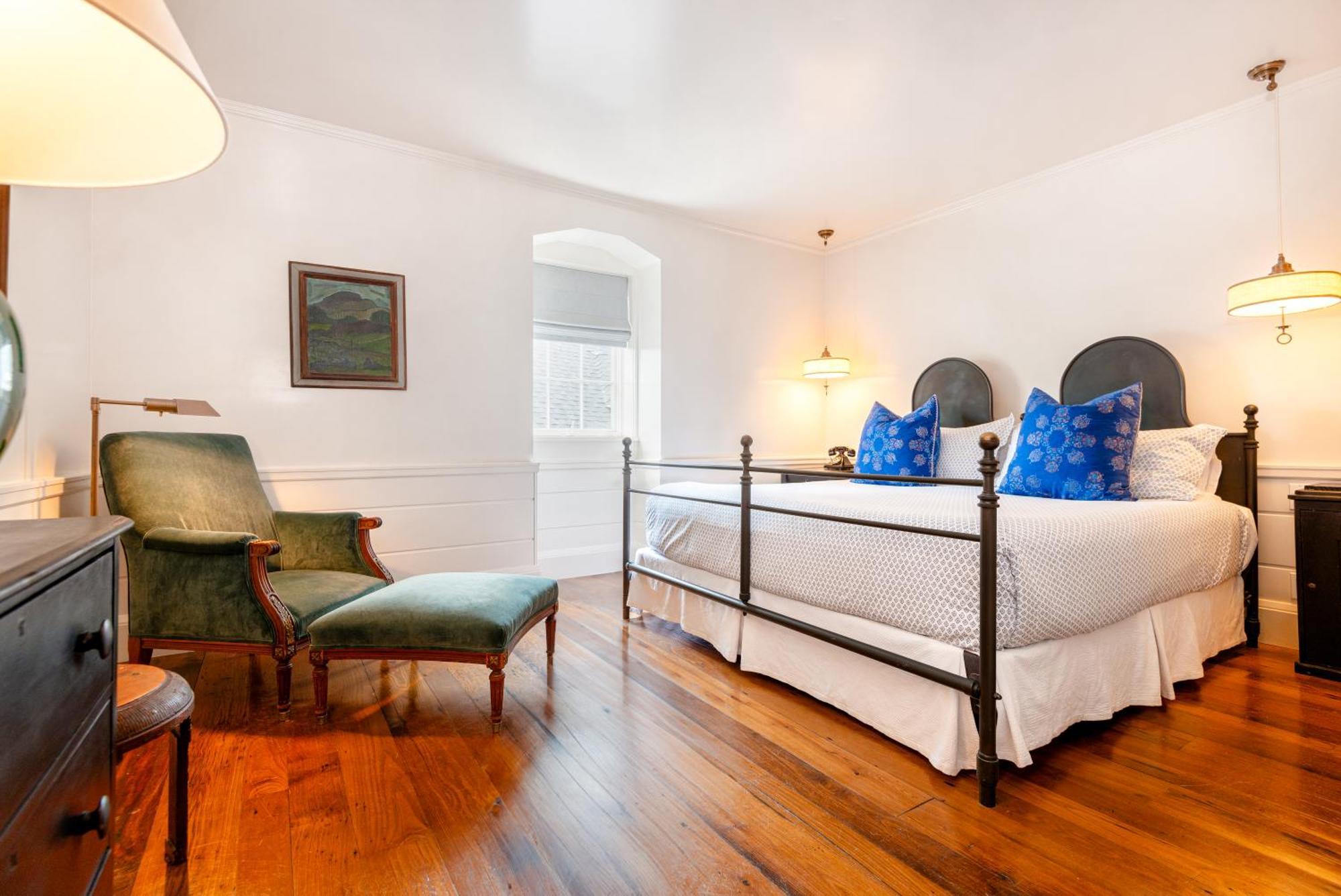 Greydon House 4*